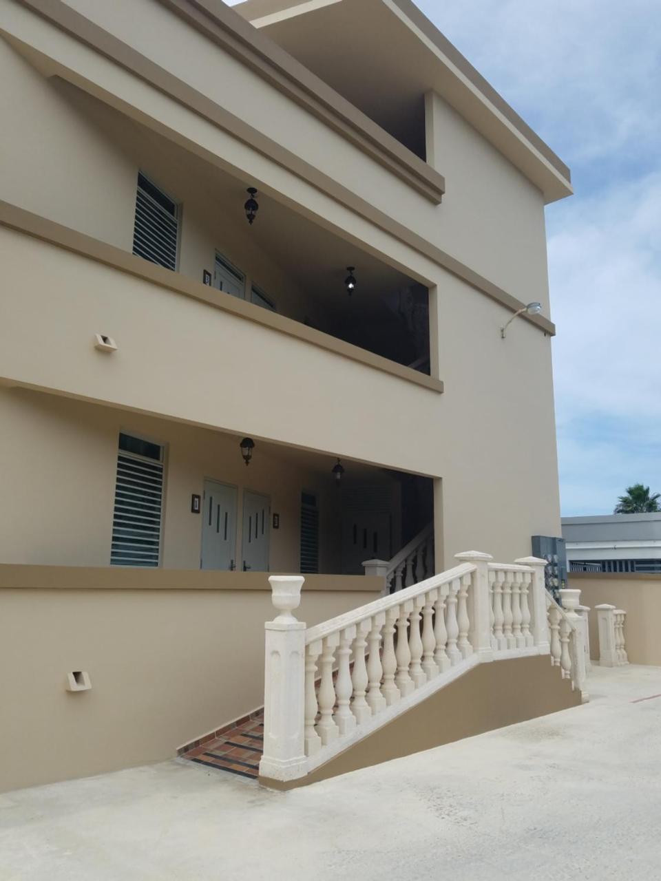 Tropical Ramey Apartments 阿瓜迪亚 外观 照片